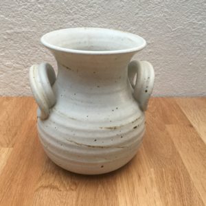 Pottestuen Keramik Krukke fra Pottestuen i Frederikshavn. Signeret i bunden af Tom
